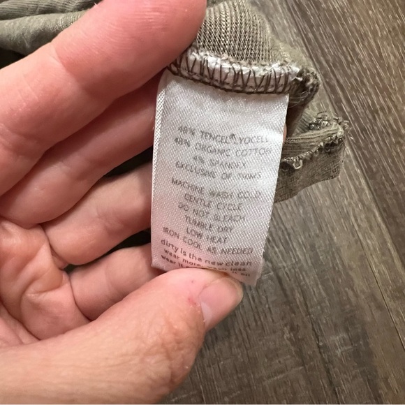 Horny Toad Skirt - Picture 5 of 7